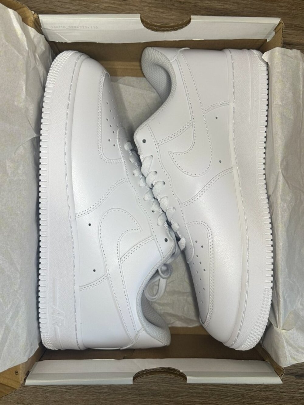 Nike Air Force 1 - Picture 3 of 4